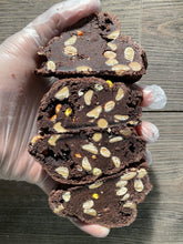 Load image into Gallery viewer, Reese’n To Smile (12 Half Pack)