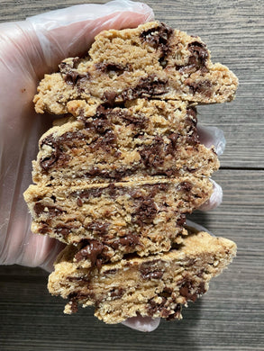 “I Hate Raisins” Oatmeal Dark Chocolate Chip Cookies (12 Half Pack)