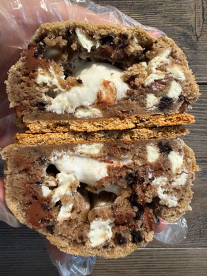 Cookies & Cream Pie (6 Whole Pack)