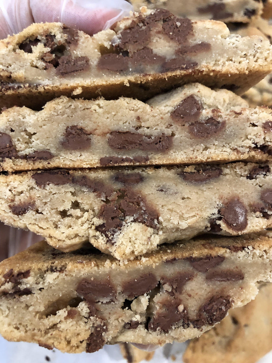 Chocolate Chip Cookie (12 Half Pack) – Halfsies Cookie Company LLC