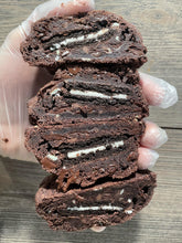 Load image into Gallery viewer, Oreo stuffed Double Dark Chocolate Chip with Andes candies (12 Half Pack)