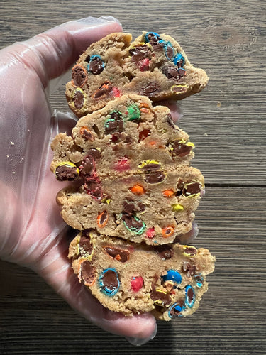 Peanut Butter M&M Cookie (12 Half Pack)